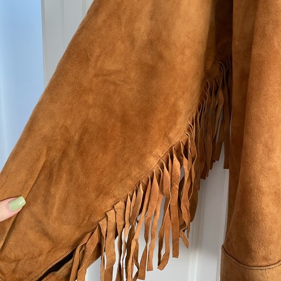 **SOLD** VINTAGE 90’s SUEDE LEATHER Jacket - Picture 3 of 5